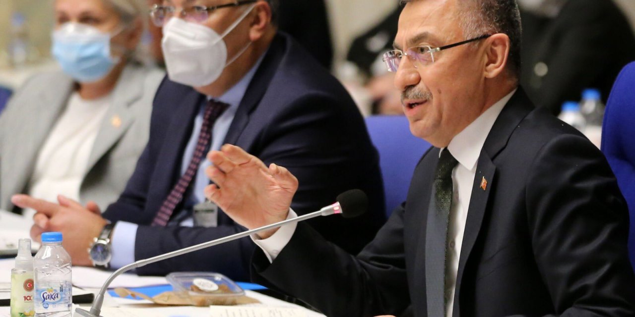 TBMM Plan ve Bütçe Komisyonu'nda 'tek dil' tartışması