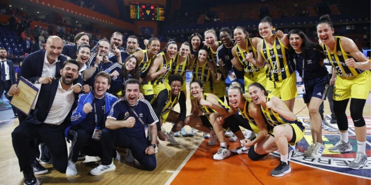 Fenerbahçe üst üste ikinci kez EuroLeague şampiyonu!