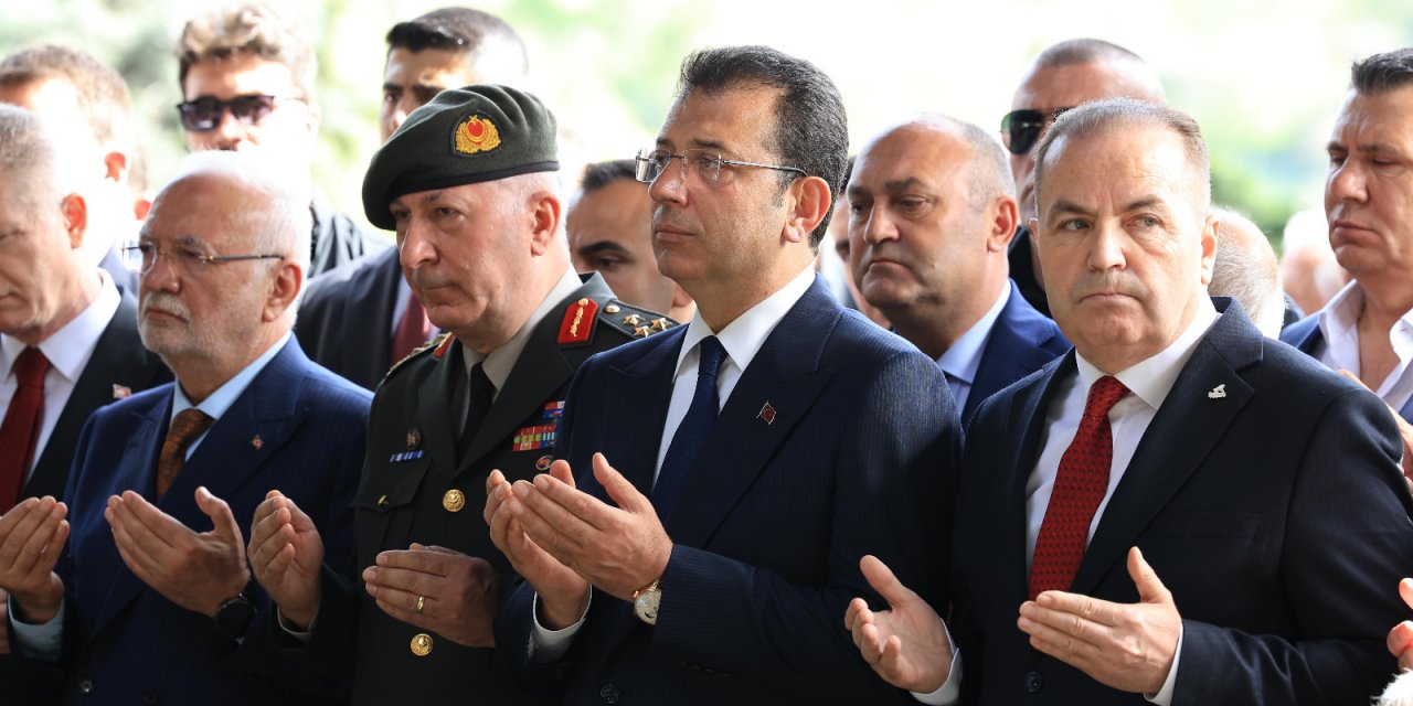 İmamoğlu Turgut Özal’ı Anma Törenine Katıldı