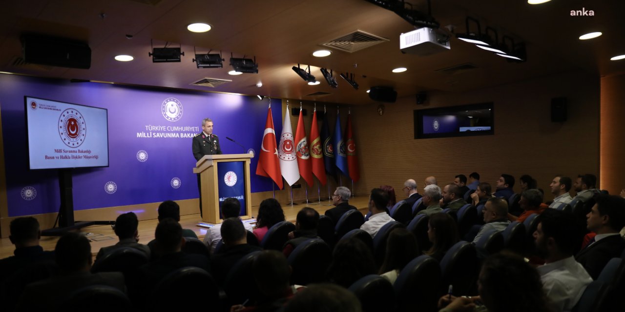 Gazeteciler MSB'nin gazetecilere eğitim vermesine tepkili: Darbe dönemlerinde bile görülmedi