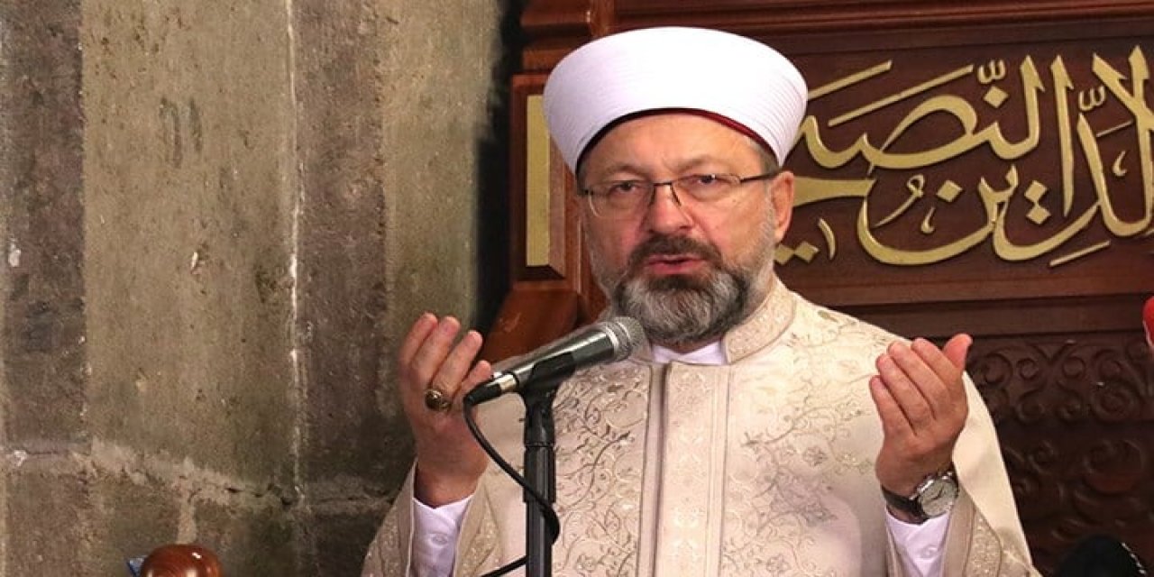 Erbaş'ın özgeçmişinde iyi derecede Arapça bildiği yazıyor: Soruyu Türkçeye çevirtti