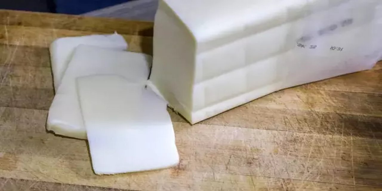 Yaklaşık 7 ton kaşar peyniri imha edildi