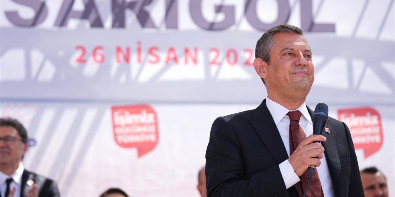 Özgür Özel: Birilerinin iktidarı sürdürme hevesiyle, isteklerinin peşine takılmam