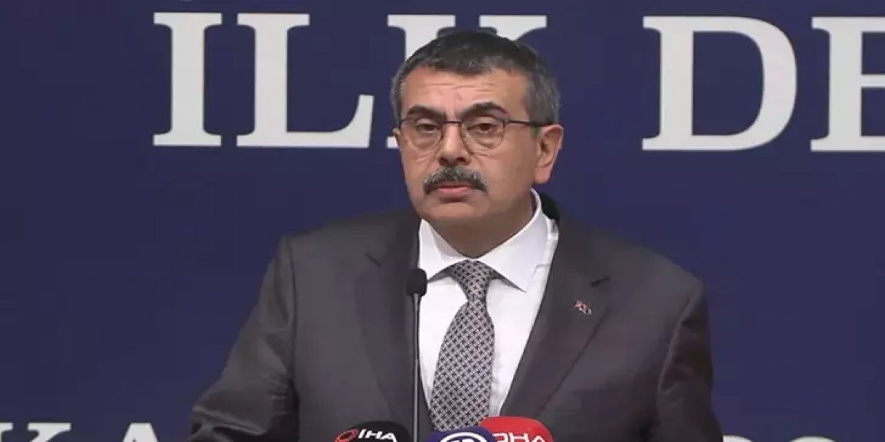 Milli Eğitim Bakanlığı 'Türkiye Yüzyıl Maarif Modeli' müfredatının taslağını açıkladı