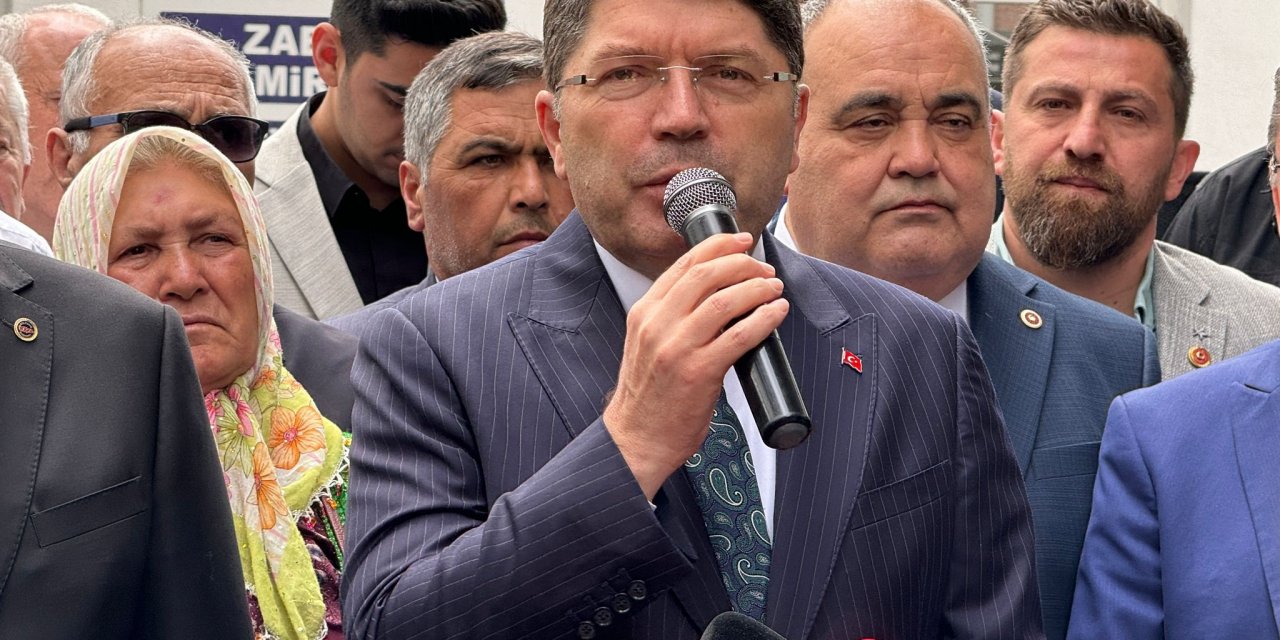 Adalet Bakanı: Belediye başkanı, kaynakları millet düşmanlarına akıtırsa hukuk devreye girer