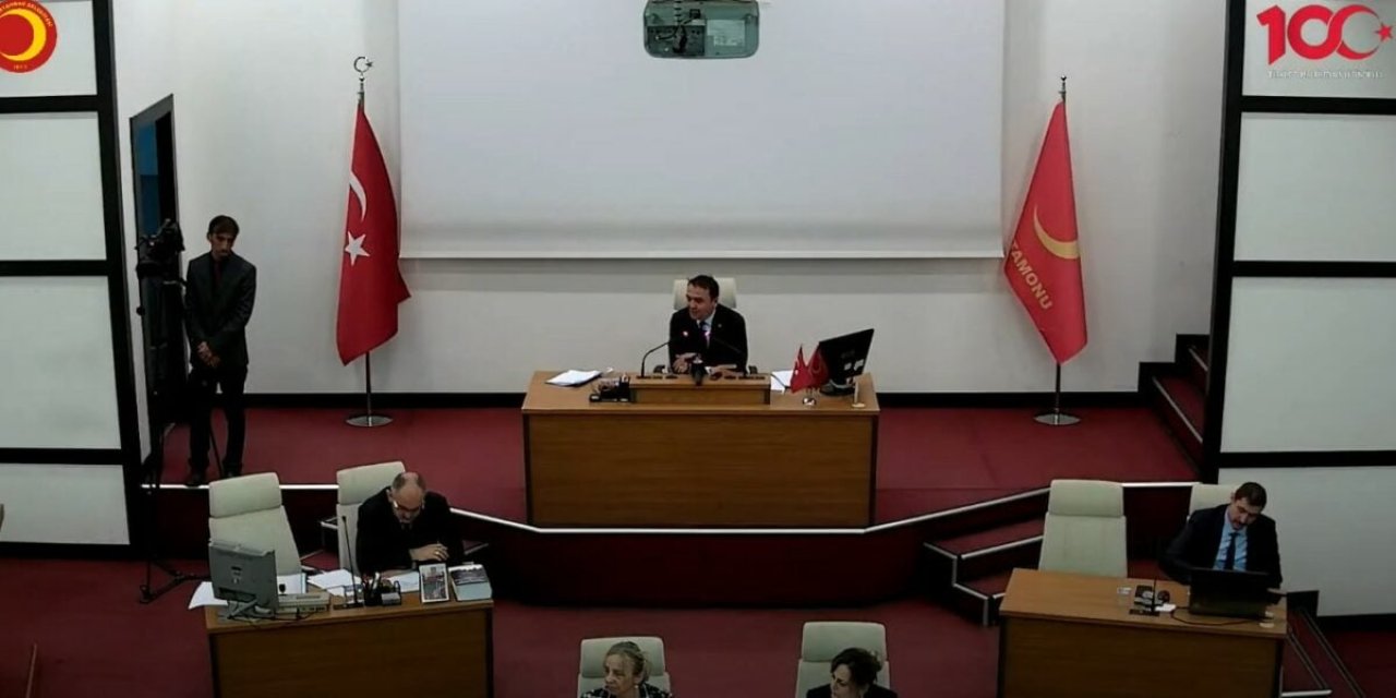 Kastamonu Belediyesi'nde TÜGVA’ya ait taşınmazların tahsisi iptal edildi