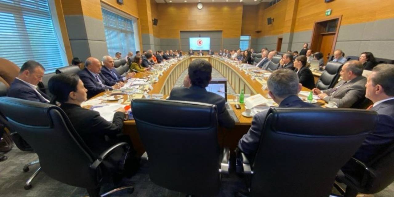 Çalışma Bakanlığı komisyonda anlattı: İliç'te çatlaklar ve yığın hareketleri gözlendi ama tahliye edilmedi