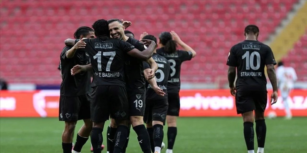 Depremde tesisleri yıkılmıştı: Hatayspor'a Bakanlığın 'tesisinde konakladıkları' için 5 milyon TL'lik haciz