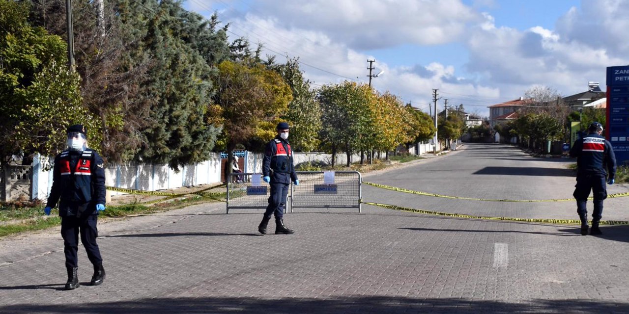 Karantina altındaki köye gizlice girmeye çalışan 2 kişiye 6 bin 300 lira ceza