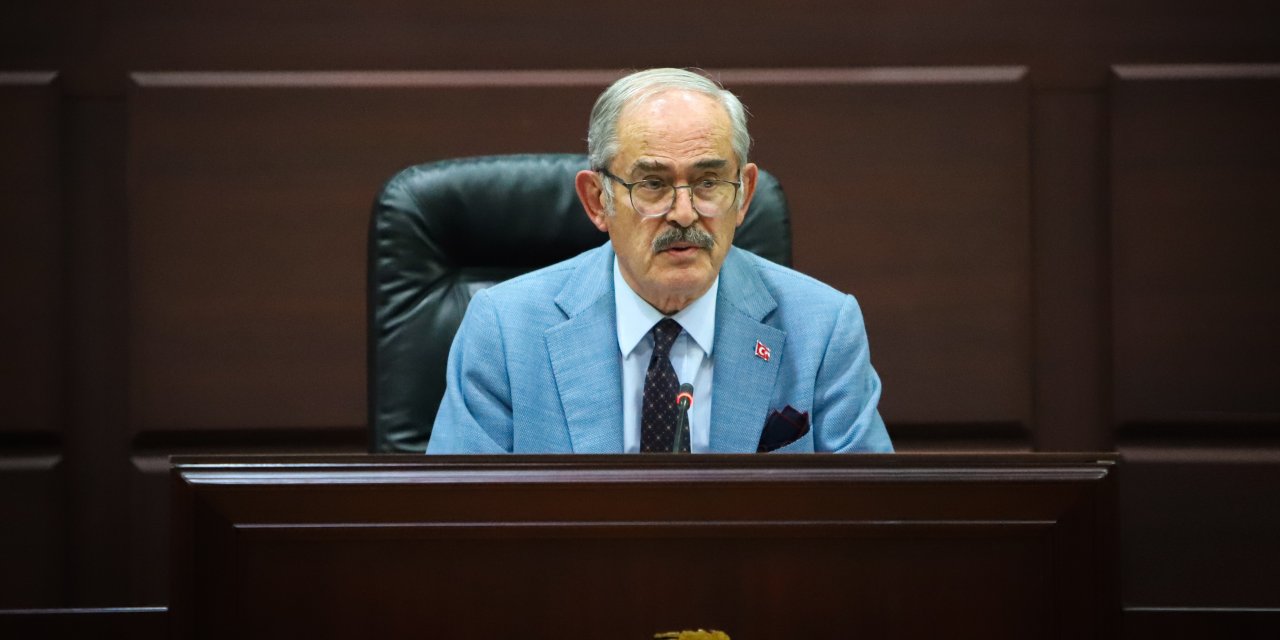 Eski Eskişehir Büyükşehir Belediye Başkanı Prof. Dr. Yılmaz Büyükerşen'e dava