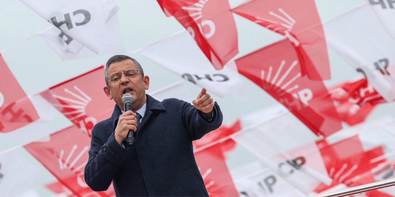 Özgür Özel'den "yeni anayasa" çıkışı: Masadan çok uzağız