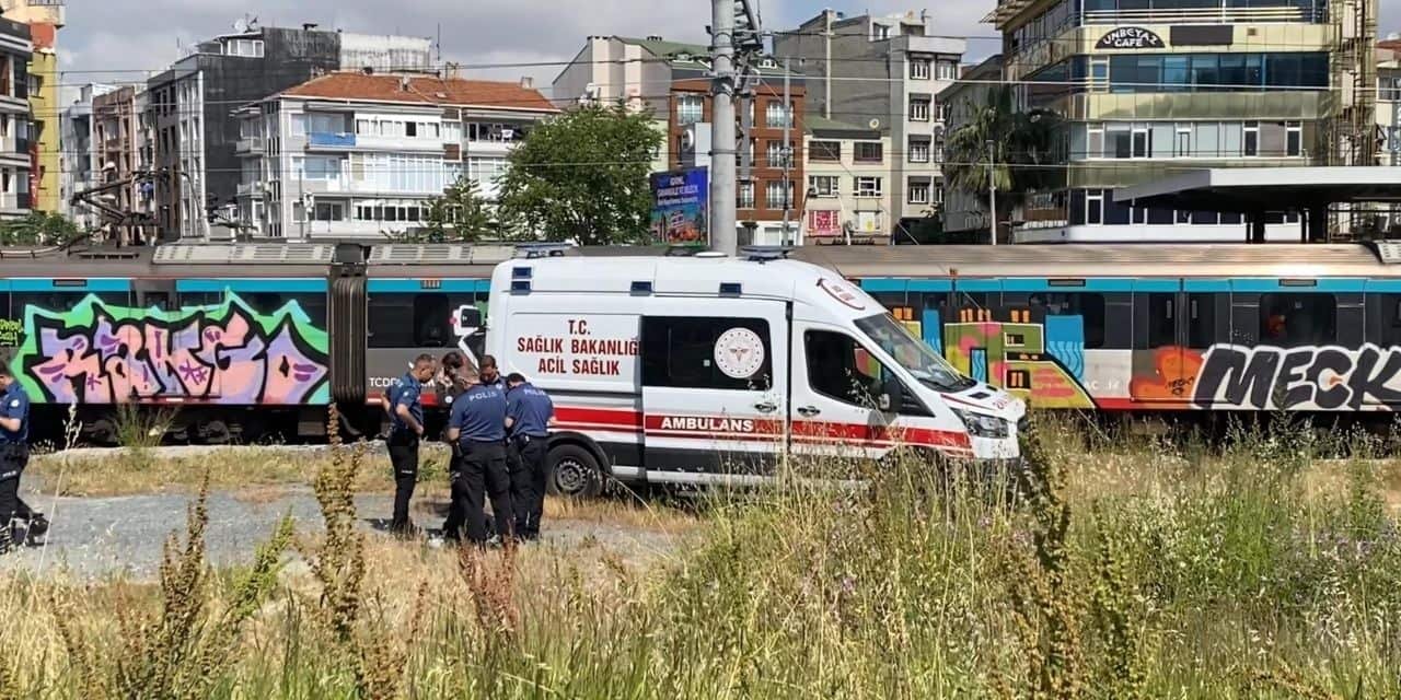 Zeytinburnu Marmaray İstasyonu'nda intihar girişimi