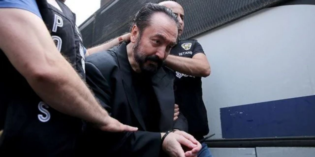 Adnan Oktar davasında 4 kişi tahliye edildi