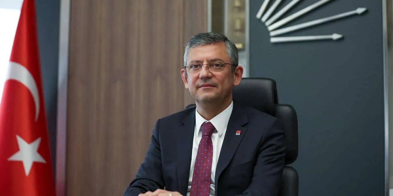 Anayasa talebine kapılar kapatıldı