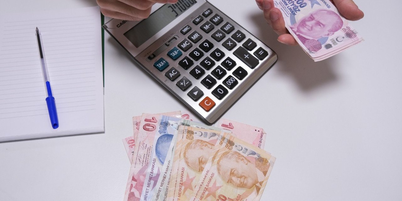 Hükümet kararlı: Asgari ücrete zam, emekliye iyileştirme yok