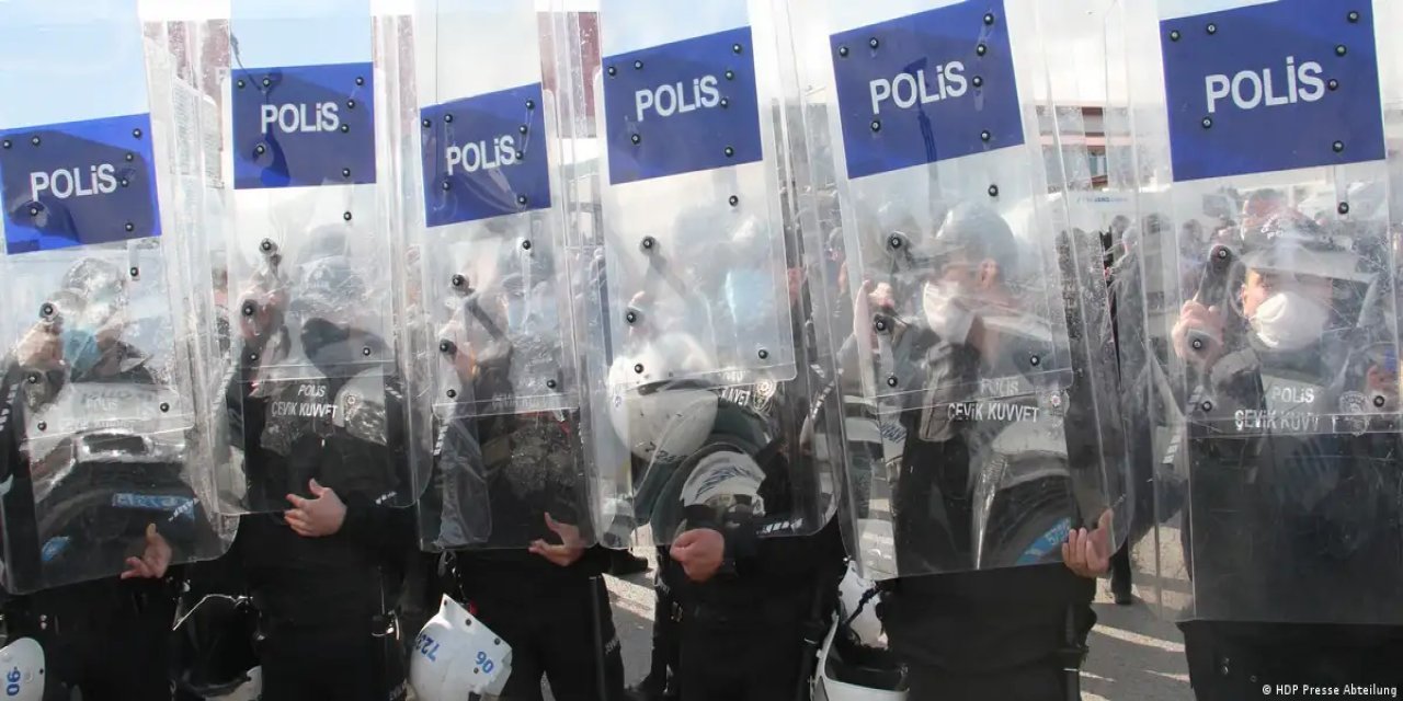 Diyarbakır'da eylem ve etkinlik yasağı 3 gün uzatıldı