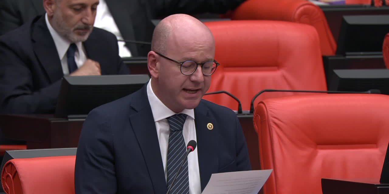 CHP'den yasak tepkisi: Çocukların sevincini yok etmeyin