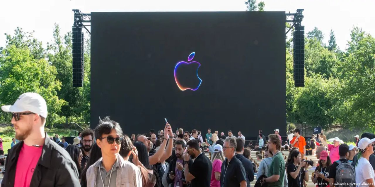 Apple'dan OpenAI ile işbirliği: Siri'ye ChatGPT yardımı