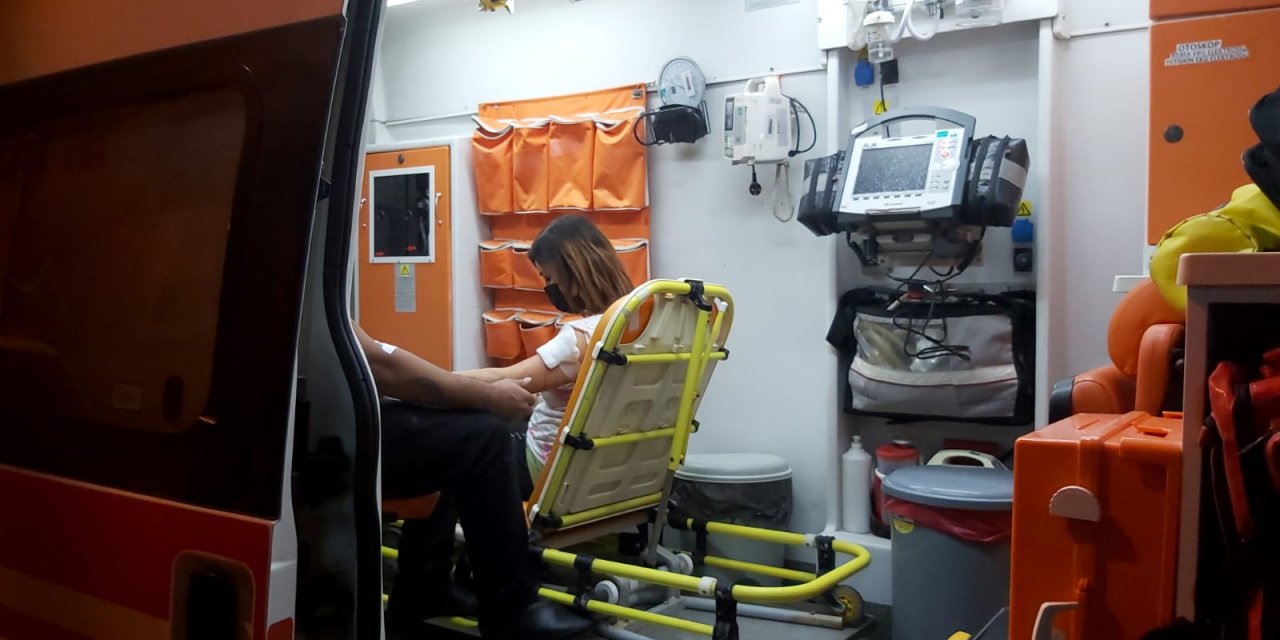 Otomobilini vermeyen ağabeyi ve yengesini bıçakladı