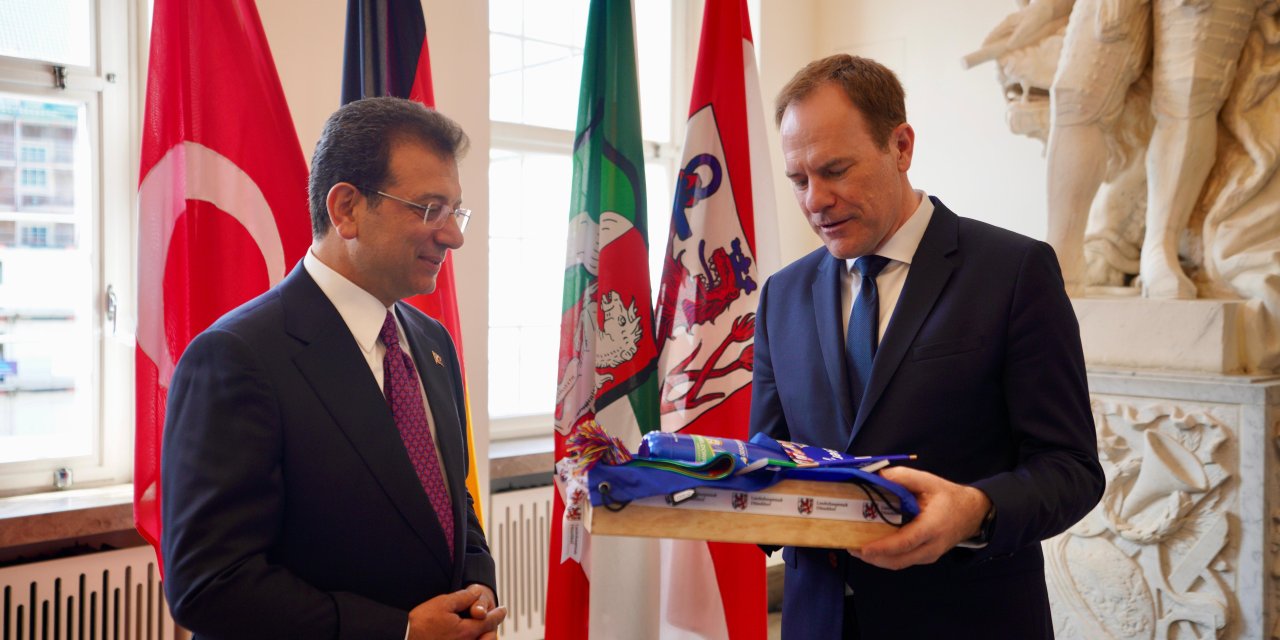 Almanya’da İmamoğlu Coşkusu