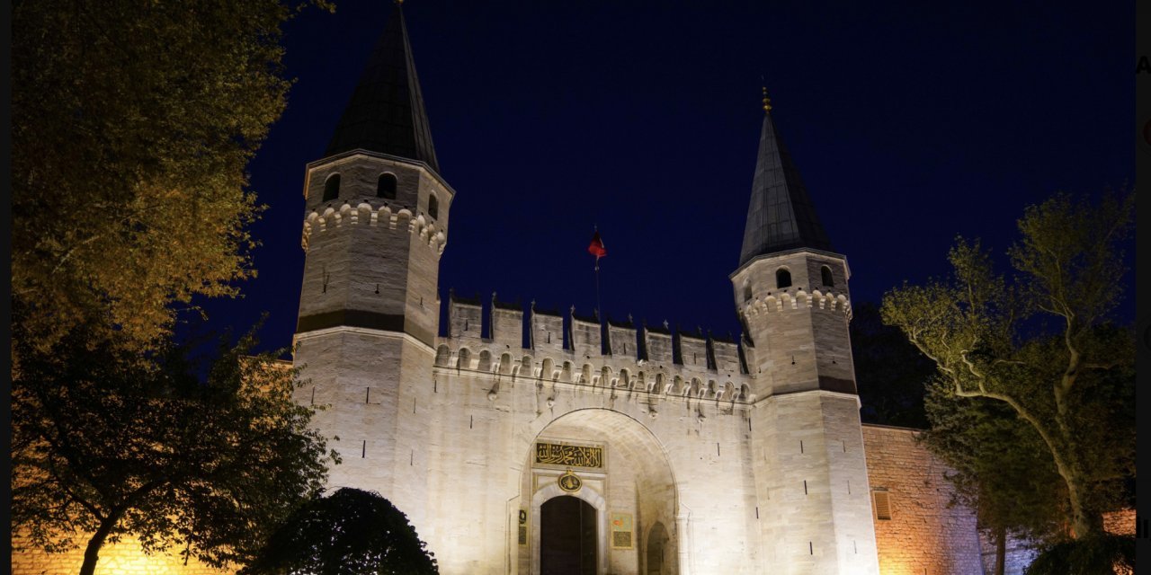 Topkapı Sarayı'nı gece gezmek 1000 lira