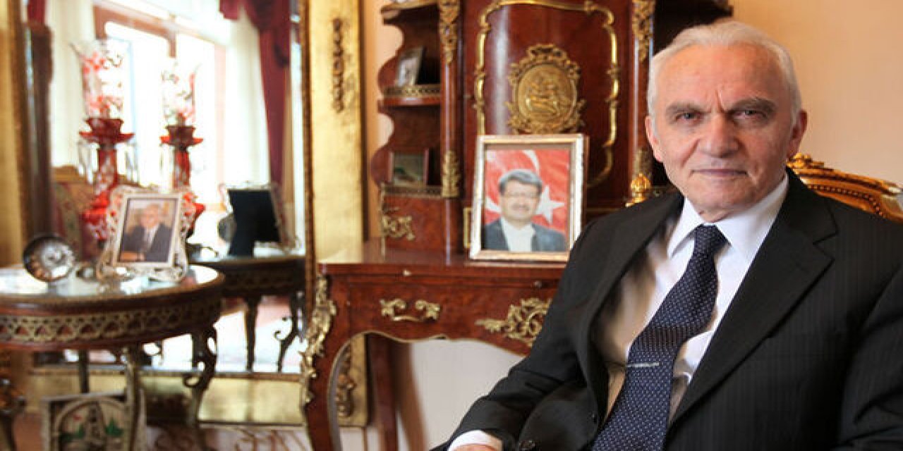 AK Parti'nin ilk Dışişleri Bakanı Yaşar Yakış hayatını kaybetti