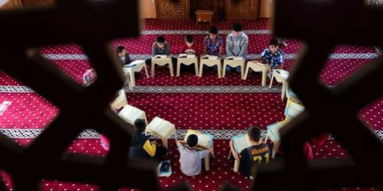 Diyanet'e dev bütçe yetmedi! Kur'an kursları için valilik kaynaklarıyla milyonlar harcandı
