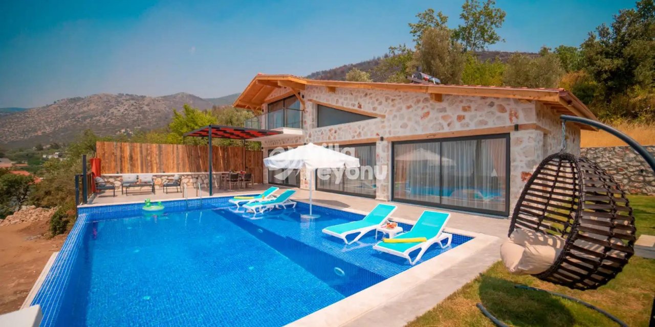 Antalya Kiralık Villa: Akdeniz Güneşinin Altında Eşsiz Bir Tatil Deneyimi