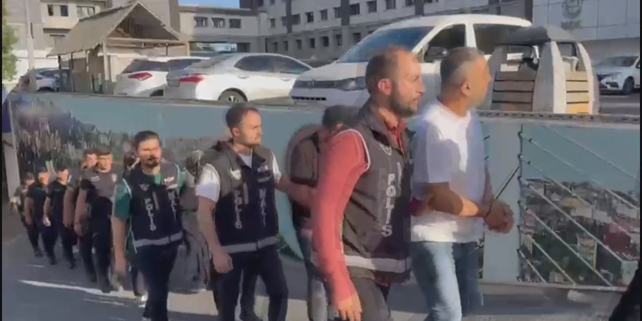 Kuyumcuymuş gibi işlem yapıp komisyon karşılığı 15 milyar TL çektiler