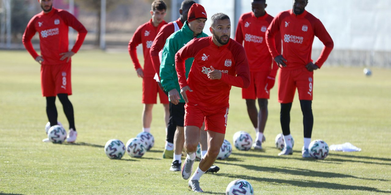 Demir Grup Sivasspor, Göztepe maçına hazır