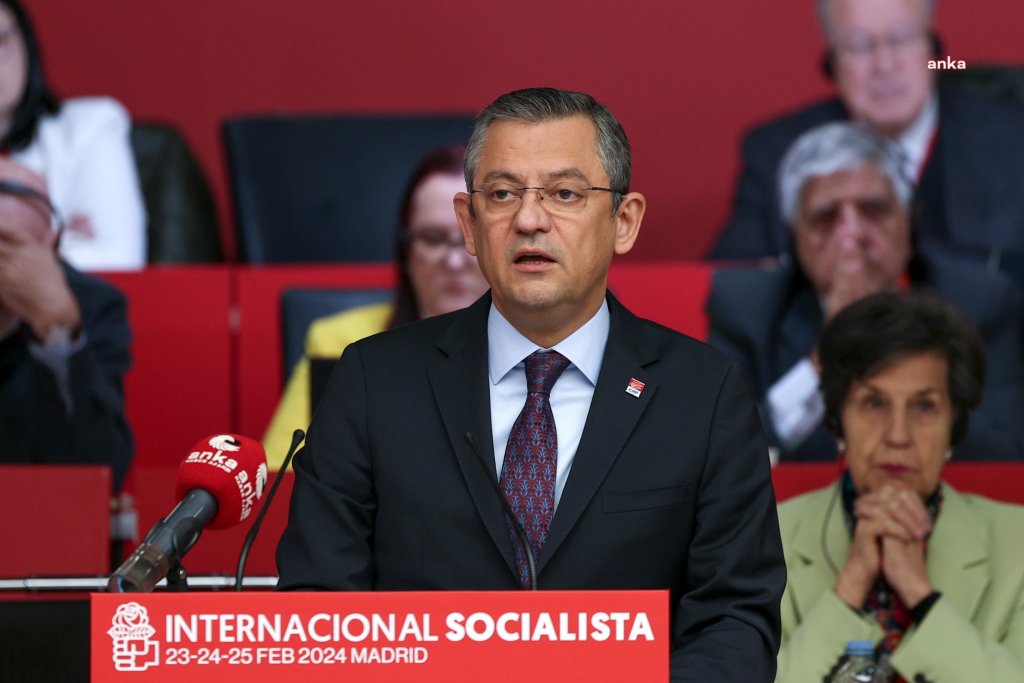 Özgür Özel, Fransa’daki Sol İttifak’ın seçim zaferini kutladı: “İttifak'ın Filistin Devleti'ni tanıma iradesini memnuniyetle karşılıyorum”