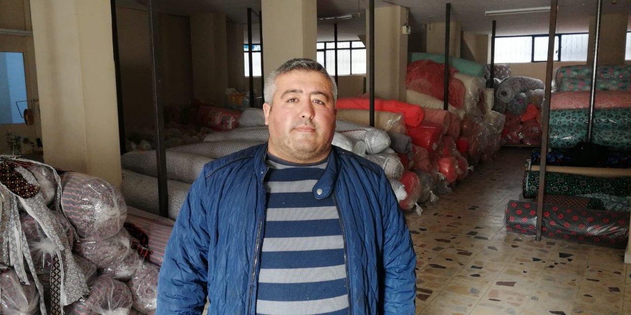 Esenler'de 30 bin TL'lik tekstil hırsızlığı kamerada