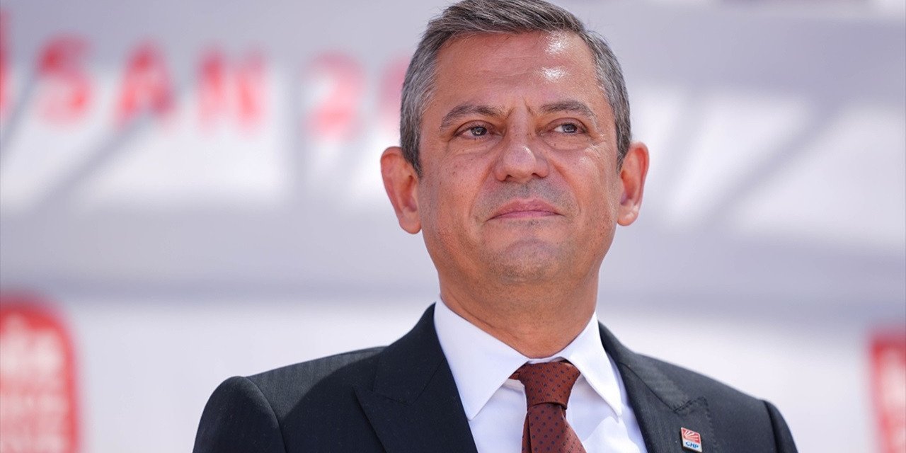 Özgür Özel anlattı: Fenerbahçe'nin 15 bin numaralı üyesi oldum...