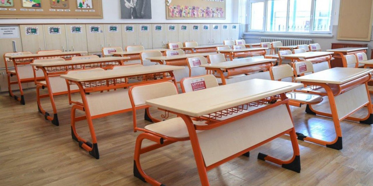 İsmail Saymaz: Devlet okulları yetersiz, özel okullar maliyetli