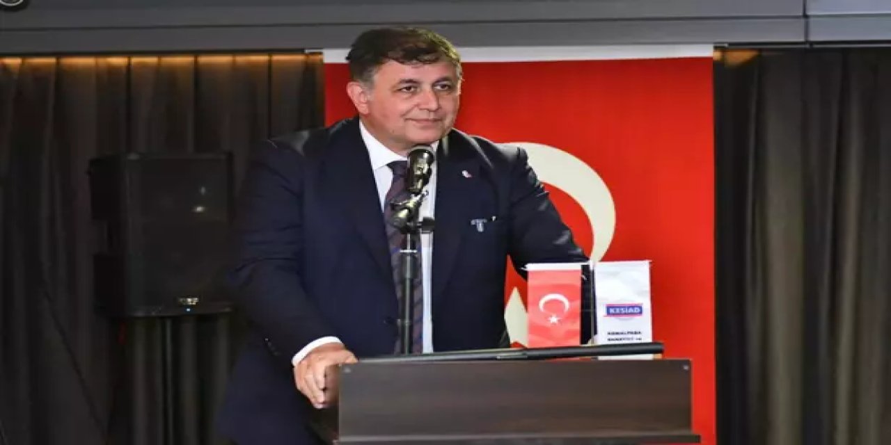 Belediye Başkanı son noktayı koydu: Bozkurt işareti yapan futbolcu heykeli dikmeyiz