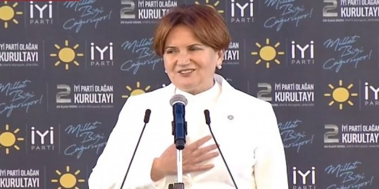  İYİ Parti'nin 2. Olağan Kurultayı'nda Meral Akşener, yeniden genel başkan seçildi.