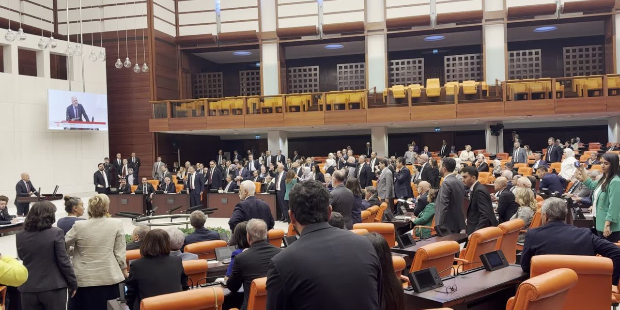 AKP'lilerin muhalefete saldırdığı TBMM Genel Kurulu tutanakları