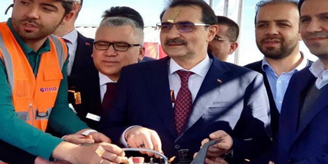 "Tam bir AKP klasiği..." Bakan Dönmez attığı temeli unuttu! Çivi bile çakılmadı...