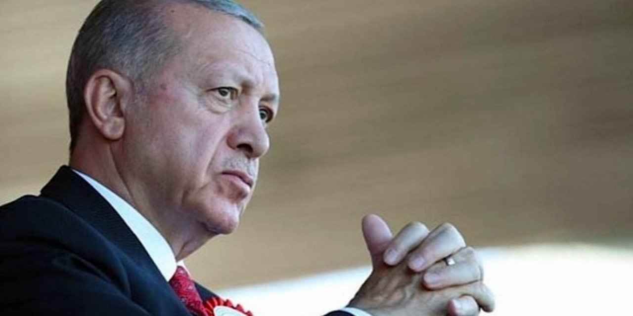 Ertuğrul Özkök: Dün iktidar kanadında yaşanan 13 saat 44 dakikalık 7 şiddetindeki deprem