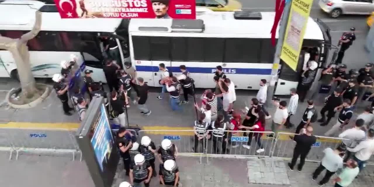 Kadıköy'de 1 Eylül'de gözaltına alınan 12 kişi tutuklandı