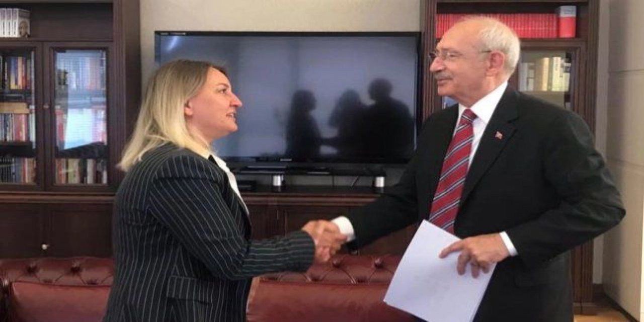 İşte Özgür Özel ve Gülşah Durbay hakkında "ilişki" iftirasını atan o kişiler: CHP'li muhalifler, FETÖ'cüler ve bazı AKP'liler...