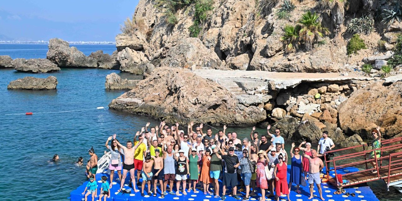 Antalya’nın ücretsiz plajları tehdit altında: Muratpaşa Belediyesi’ne suç duyurusu (Suç, ücretsiz halk plajı açmak)