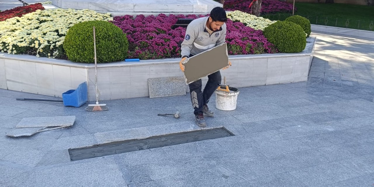 Bursa Büyükşehir Belediyesi'nden Atatürk Anıtı’na bakım