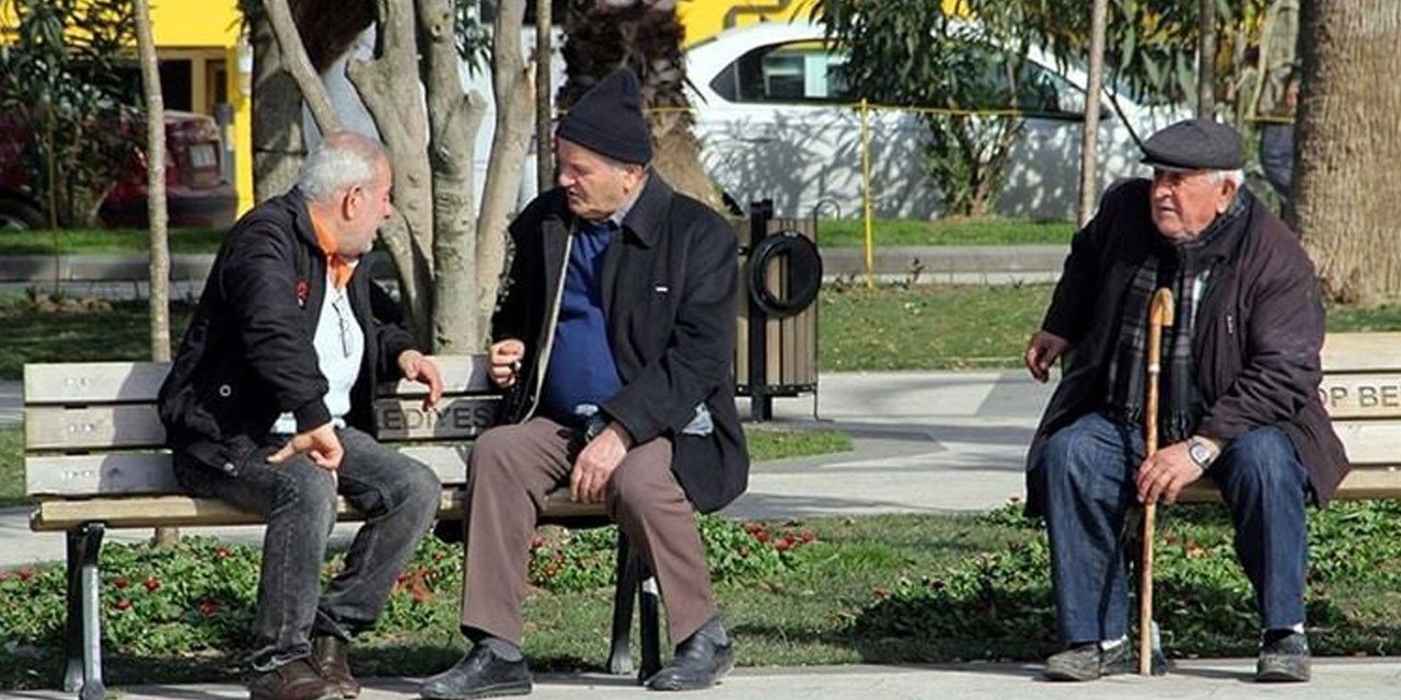 Emeklilikte maaş farkı: Düzenleme rafa kalktı