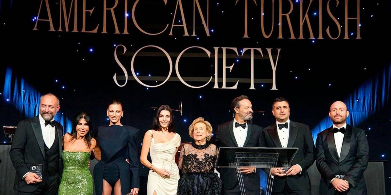 Ertuğrul Özkök: Trump'a oy verecek üç Amerikalı kadın ile oy vermeyecek iki Türk kadını arasında harika bir gece