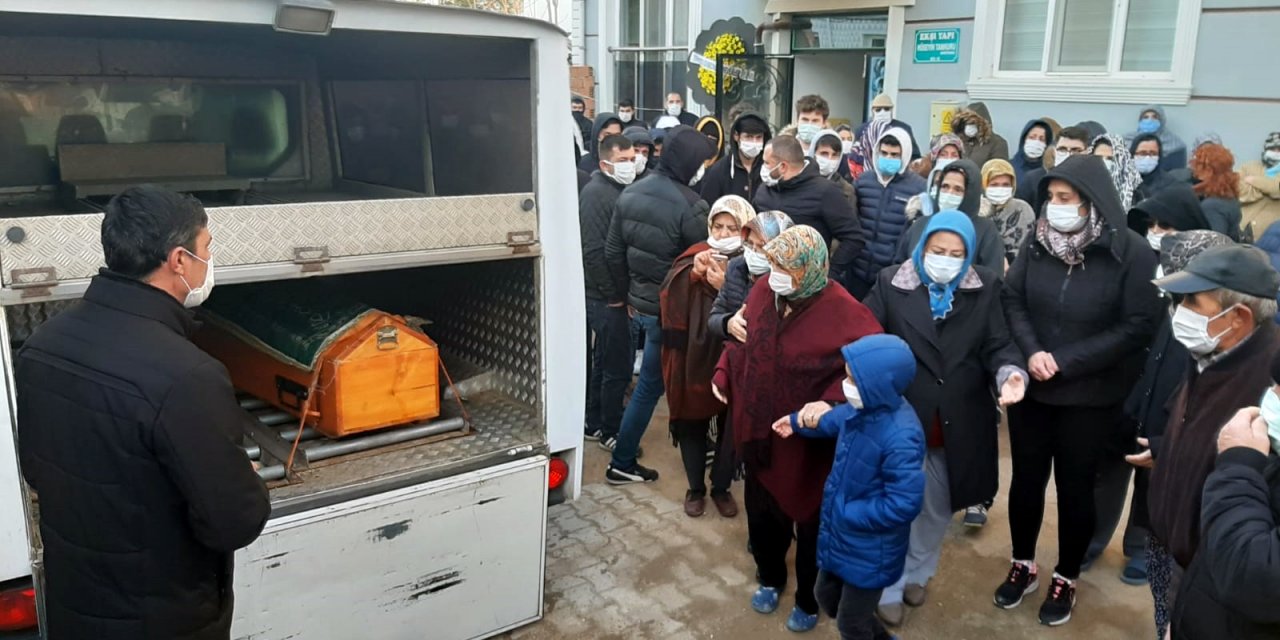 Eşinin öldürdüğü Nilay, gözyaşlarıyla son yolculuğuna uğurlandı