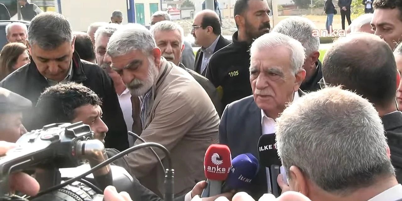 Ahmet Türk açıkladı: Özgür özel kayyım atanan Batman ve Mardin'e gidiyor