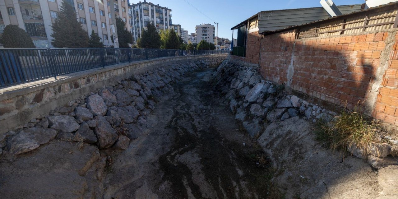 “Temiz Körfez” için derelerde temizlik seferberliği