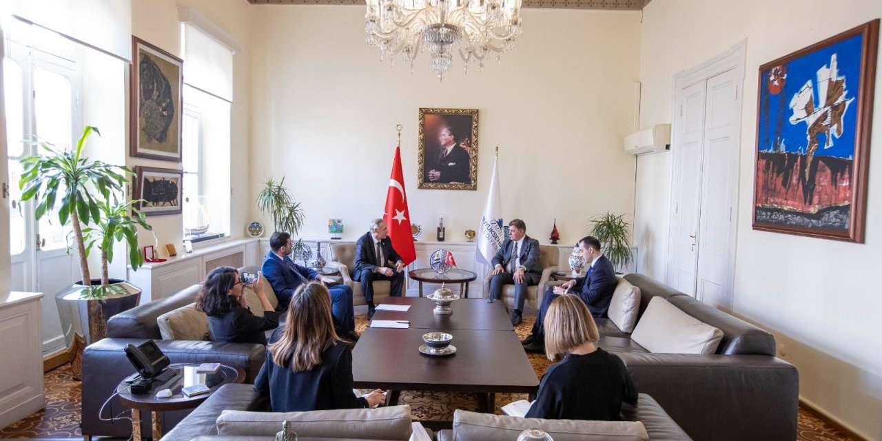 İzmir Büyükşehir Belediye Başkanı Dr. Cemil Tugay: Uruguay ile kültürel ilişkiler artacak