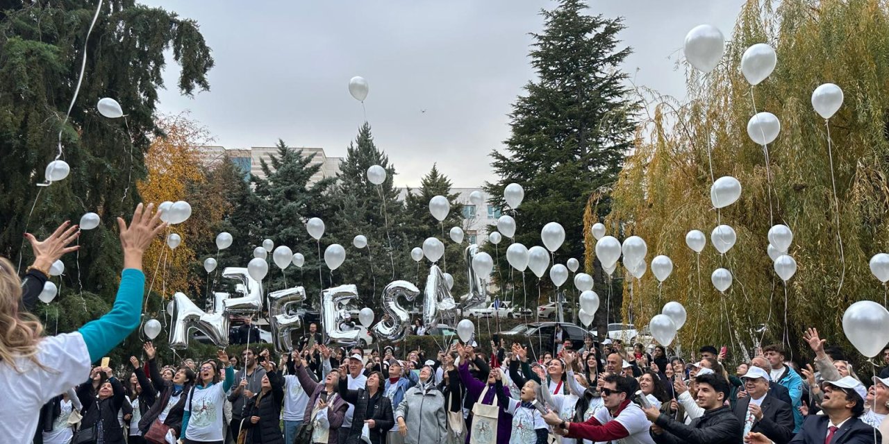 Başkent Üniversitesi Yine Öncülük Etti: Akciğer Kanserine Dikkat Çektiler